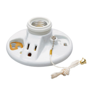 PASS & SEYMOUR  288CC18 15A 125V PORCELAIN PULLCHAIN GROUNDING RECEP LAMPHOLD