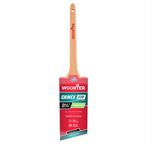 WOOSTER 4424 2-1/2" CHINEX FTP EXTRA-FIRM THIN ANGLE RATTAIL PAINT BRUSH
