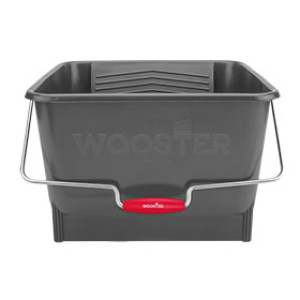 WOOSTER 8616 4-GALLON PAINT BUCKET WITH 10" ROLL-OFF AREA