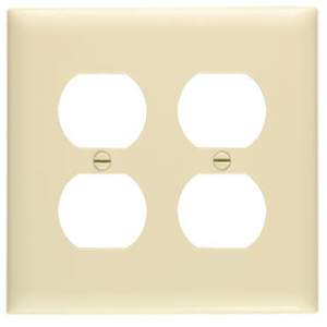 PASS & SEYMOUR  TP82ICC30 2-GANG WALL PLATE DUPLEX RECEPTACLE IVORY