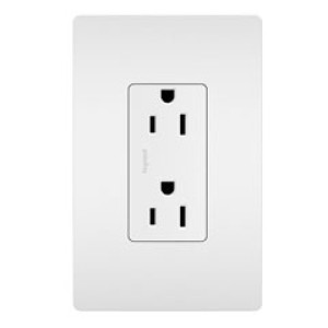PASS & SEYMOUR  885WCC21 15A 125V CC DECOR OUTLET 2-POLE 3-WIRE WHITE